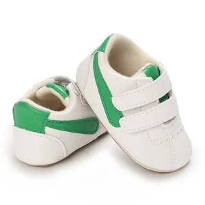 Zapatos de bebé blancos con rayas verdes y suela blanda para primeros pasos, 0-1 año