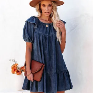 Vestido corto de mezclilla informal bohemio con mangas volantes y detalles abullonados