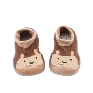Schattige babyslofjes met berenpatroon en antislip zachte rubberen zolen voor baby's