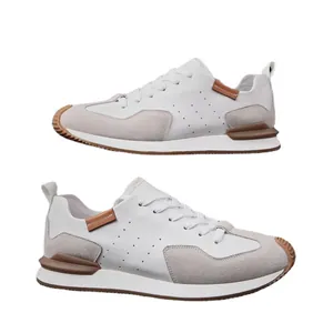 Zapatillas casuales de cuero blanco para hombre estilo Forrest Gump con gamuza