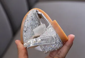 Flexibele zilveren glitter prinsessenschoenen voor meisjes met parels en strassteentjes