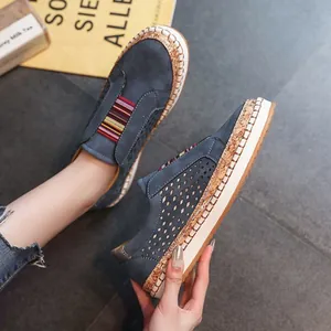 Mocasines azules para mujer con cinta colorida y diseño transpirable de corte láser