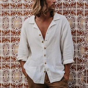 Camisa casual blanca de doble capa de gasa arrugada para hombre con cuello cubano