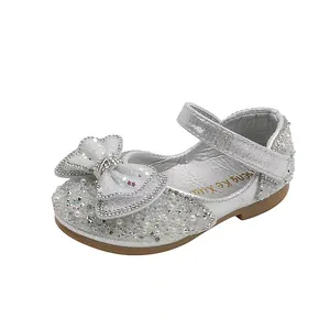 Eleganti scarpe da principessa in argento per bambine con fiocco glitter e strass