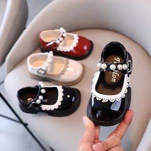 Girl Princess Shoes Patent Leather Mary Jane Flat Shoes With Artificial Pearl Lace Trim For Performance Wedding Party Kids Footwear