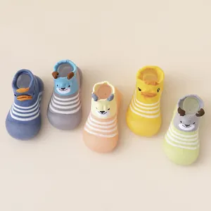 Baby Cartoon Gekämmte Baumwolle Rutschfeste Boden Socken Schuhe Atmungsaktive Mittlere Röhre Kleinkind Lauflernschuhe Für Kinder