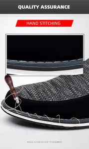 Vue détaillée de la couture manuelle de qualité sur des chaussures de loisirs en tricot