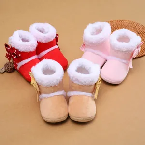 Niedliche Baby-Winterstiefel mit Schleifen in Rot, Rosa und Hellbraun mit weicher Sohle
