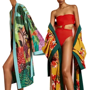 Giacca kimono bohémien da donna con stampa tropicale e motivi floreali etnici