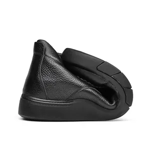 Flexibler schwarzer Herren-Winterstiefel aus Leder mit dickem Futter und robuster Gummisohle