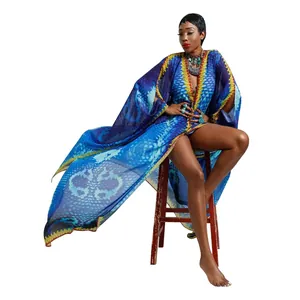 Eleganter Kaftan aus Chiffon mit V-Ausschnitt und lebhaftem blau-gelbem Print-Muster