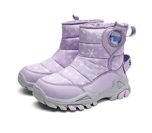 Kinder-Schneestiefel in Lila mit Schneeflockenmuster und rutschfester Sohle