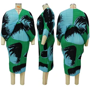 Vestido plisado de talla grande con cuello en V y estampado verde