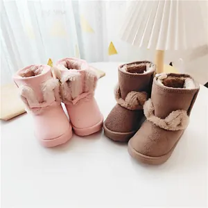 Stivali da neve foderati per bambini con orecchie in peluche 3D in rosa e marrone