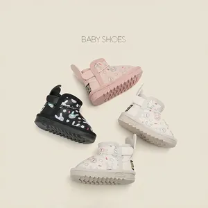 Niedliche Baby-Schneestiefel mit Hasenmuster, warmem Futter und rutschfester Sohle