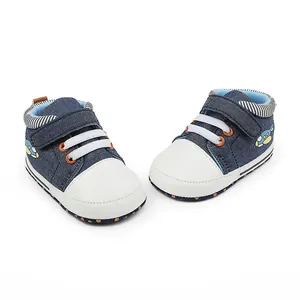 Hochwertige weiche Baby-Lauflernschuhe aus Denim mit einer süßen Enten-Stickerei