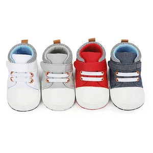 Weiche Baby Lauflernschuhe aus Canvas in den Farben Weiß Grau Rot und Blau erhältlich