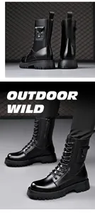 Robuste schwarze Herren-Lederstiefel mit profilierter Sohle und seitlicher Tasche