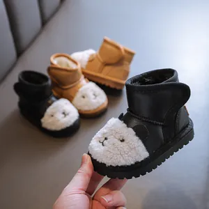Süße Baby-Mädchen-Schneestiefel mit Plüschbären, dicke warme Winter-Lauflernschuhe für Kinder