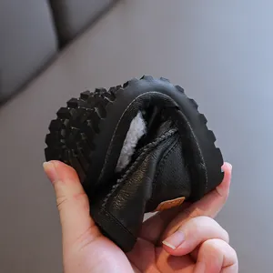 Flexible Baby-Schneestiefel mit dickem, warmem Fleecefutter und rutschfester Sohle