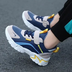 Lightweight and breathable anti-slip children's running shoes for outdoor sports