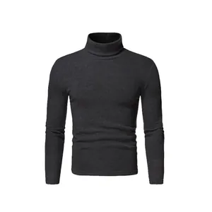 Vista frontale di maglione da uomo grigio scuro con collo alto, maniche lunghe, slim fit