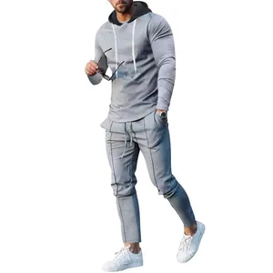 Grijze tweedelige casual sportoutfit voor heren met slim fit hoodie en sportbroek
