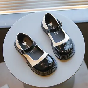 Classic black and white color-blocked Mary Jane shoes for girls, retro princess style