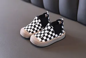 Classic black and white checkered canvas slip-on toddler shoes for boys, autumn winter style