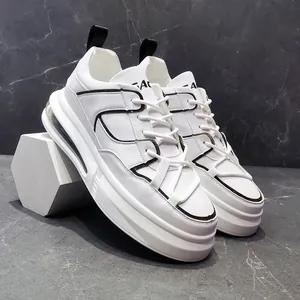 Zapatillas de moda para hombre blancas con cámara de aire y elegantes detalles en negro
