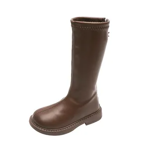 Modische kniehohe Lederstiefel für Mädchen in Braun mit Reißverschluss hinten und warmem Futter