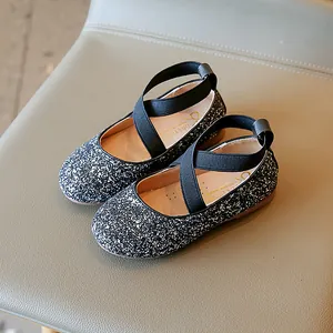 Elegant black glitter girls' Mary Jane shoes with cross elastic straps for kids