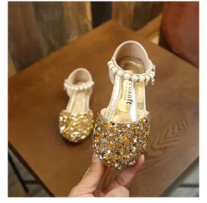 Chaussures de princesse dorées à strass pour filles avec une bride cheville en perles luxe.