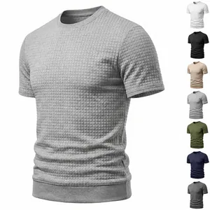 Detailansicht des Herren-T-Shirts mit Waffelstruktur und verschiedenen Farboptionen