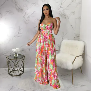 Combinaison bustier à imprimé floral et jambes larges avec découpe pour l'été