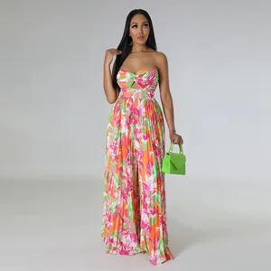 Combinaison bustier à imprimé floral éclatant et jambe large pour un style d'été chic
