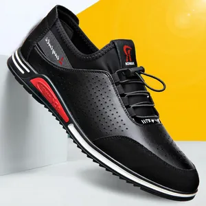 Eleganti scarpe sportive casual da uomo in pelle nera traspirante con suola rialzata