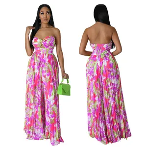 Détails avant et arrière de cette combinaison sexy fleurie à jambes larges pour femme