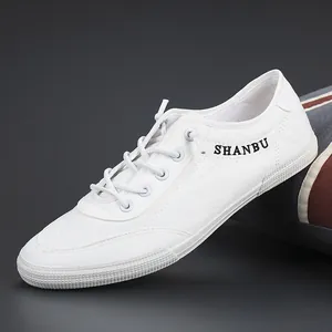 Baskets en Toile Décontractées pour Hommes Chaussures de Skate Respirantes Coupe Basse en Toile Semelle en Caoutchouc Couleur Unie à Lacets