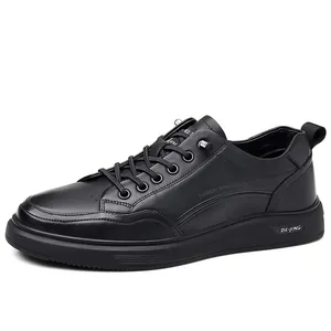 Stijlvolle zwarte casual herensneakers van hoogwaardig rundleer veelzijdig design