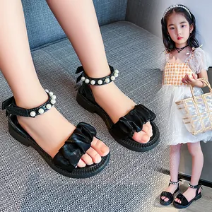 Sandales de princesse noires pour filles avec brides de cheville en perles et détails plissés