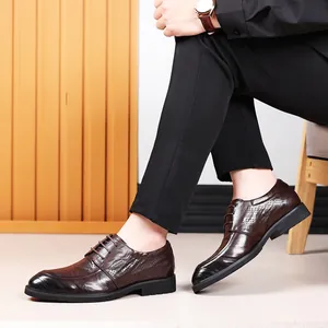 Men's brown genuine leather hollow-out shoes for business casual summer outfits