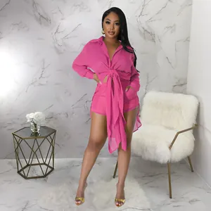 Conjunto de playa sexy de gasa rosa intenso de dos piezas con camisa transparente y pantalones