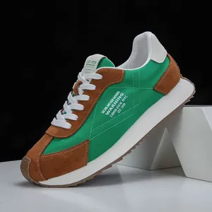 Chaussures de Sport Décontractées Rétro pour Hommes Toile Suède Patchwork Baskets Basses Tendances Respirantes Style Forrest Gump
