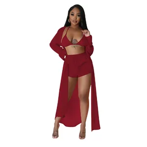 Conjunto de playa sexy de 3 piezas en gasa burdeos con cárdigan largo y shorts.