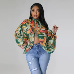 Elegante camicetta in chiffon a fiori con maniche a pipistrello e laccetti per donna