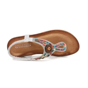 Sandales compensées bohèmes confortables pour femmes avec strass et perles colorées