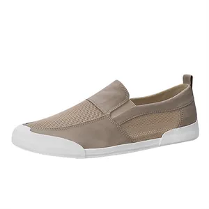 Atmungsaktive Herren-Slipper aus Segeltuch in Khaki mit leichten Mesh-Einsätzen