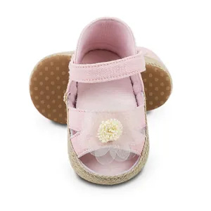 Rosa Baby Mädchen Lauflernschuhe mit floralem Spitzendesign und rutschfester Sohle