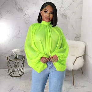 Elegante camicetta in chiffon verde neon con maniche a pipistrello per l'estate